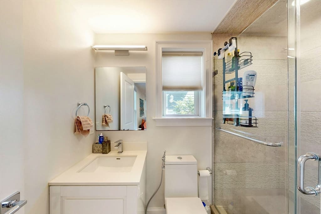 Condominium at 32 Fifth Street # 1, Cambridge MA 02141, Cambridge, photo 13 of 26