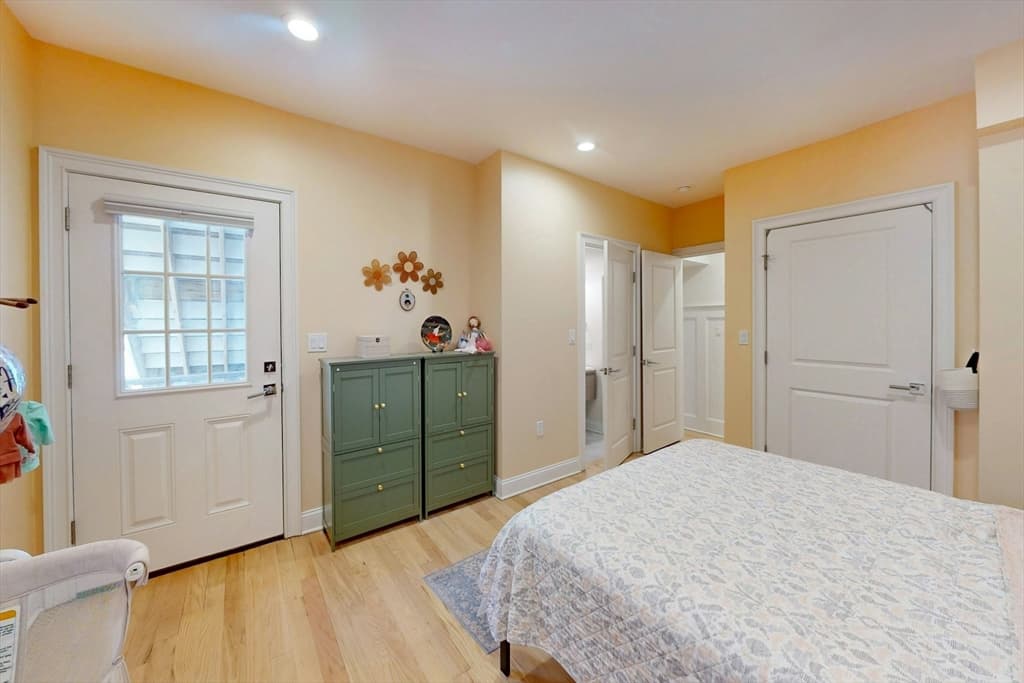 Condominium at 32 Fifth Street # 1, Cambridge MA 02141, Cambridge, photo 16 of 26