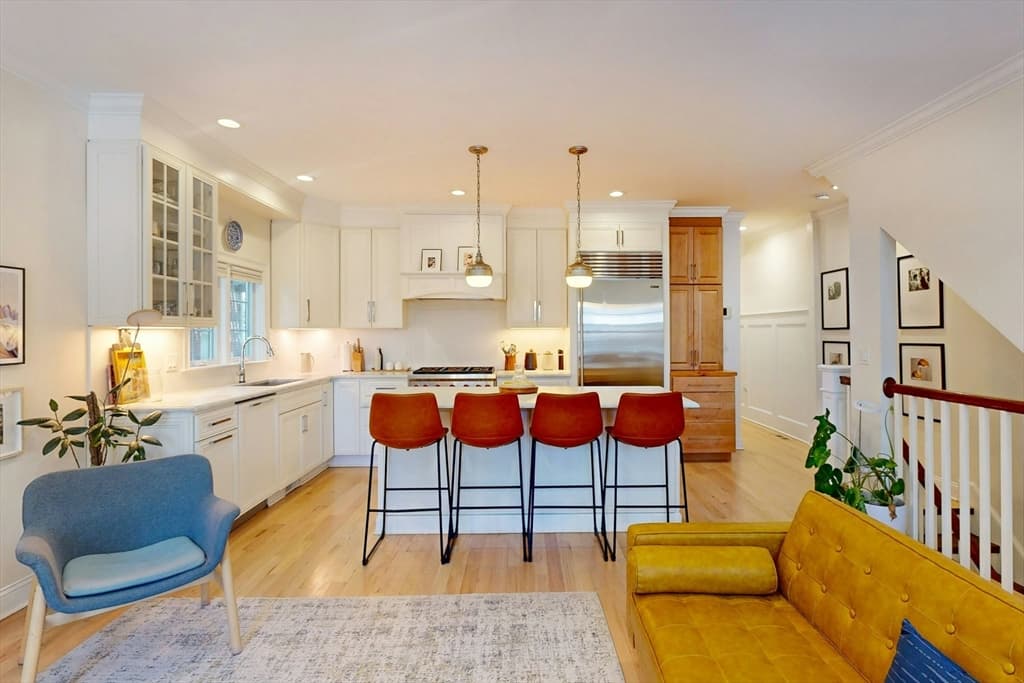 Condominium at 32 Fifth Street # 1, Cambridge MA 02141, Cambridge, photo 5 of 26