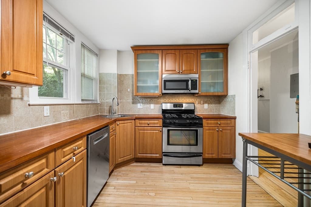 601 Franklin Street # 2, Melrose MA 02176 photo 7