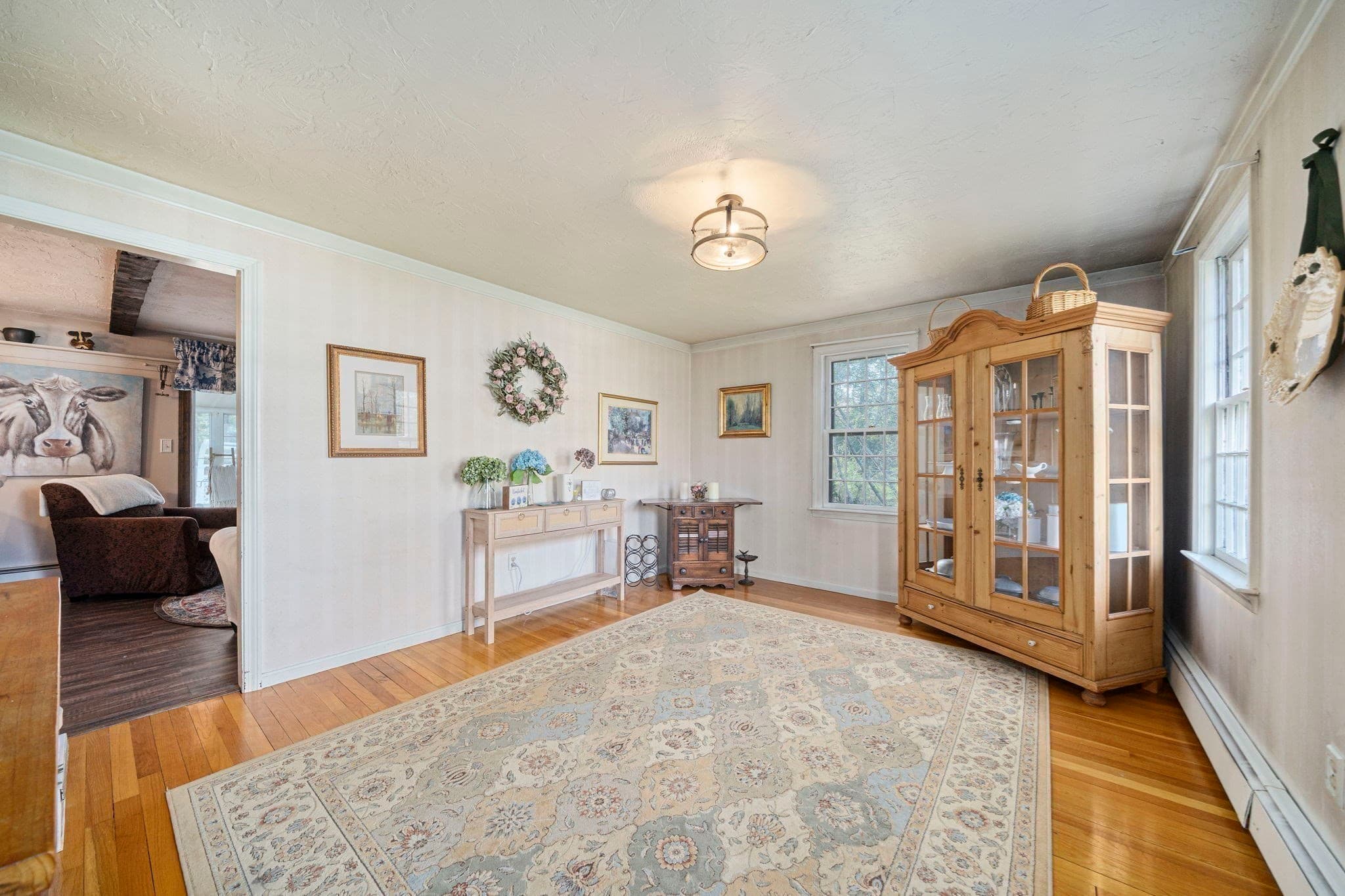 Single Family Residence at 110 Country Rd, Hanover MA 02339, photo 5 of 34