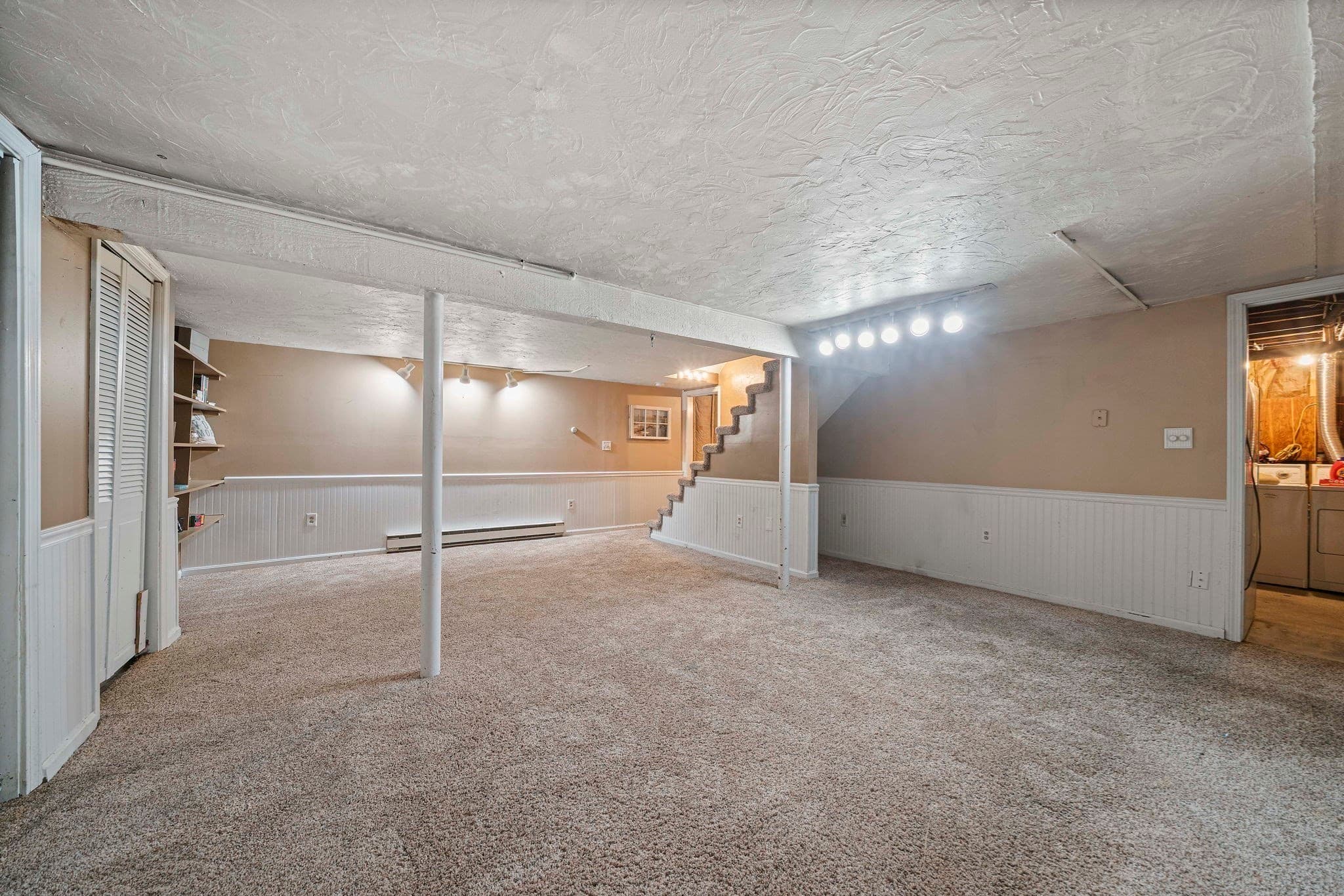 Single Family Residence at 110 Country Rd, Hanover MA 02339, photo 24 of 34