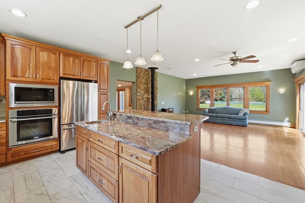 269 Harvard Rd, Bolton MA 01740 photo 13