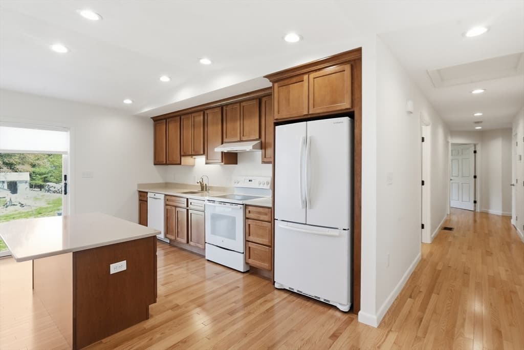 269 Harvard Rd, Bolton MA 01740 photo 32
