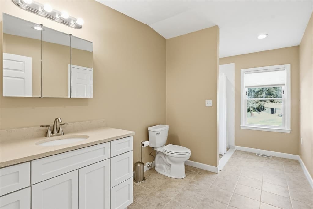 269 Harvard Rd, Bolton MA 01740 photo 34