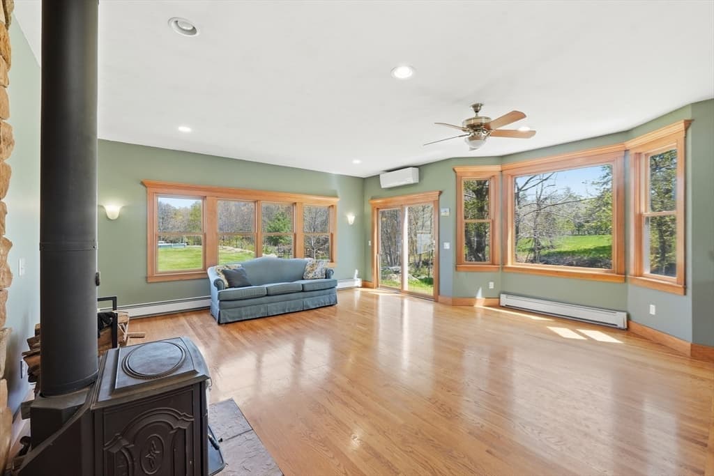269 Harvard Rd, Bolton MA 01740 photo 15