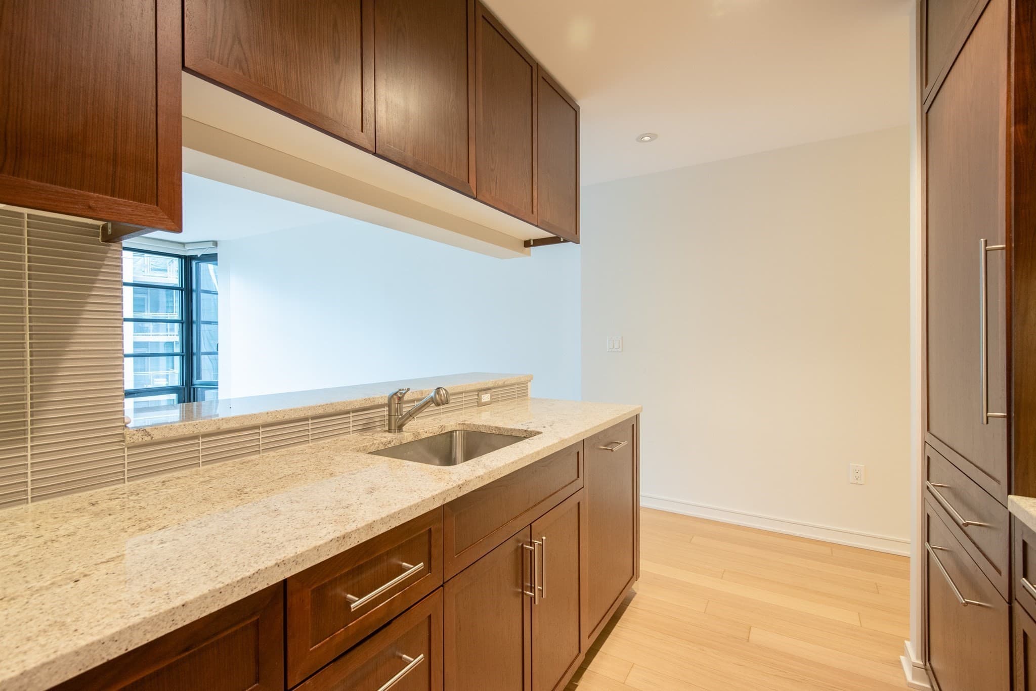 Condominium at 580 Washington St # 6F, Boston MA 02111, photo 9 of 37