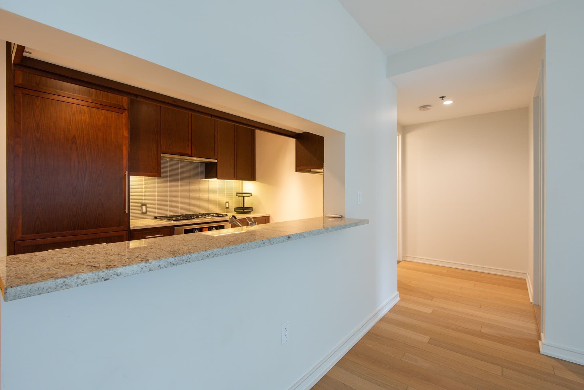Condominium at 580 Washington St # 6F, Boston MA 02111, photo 18 of 37