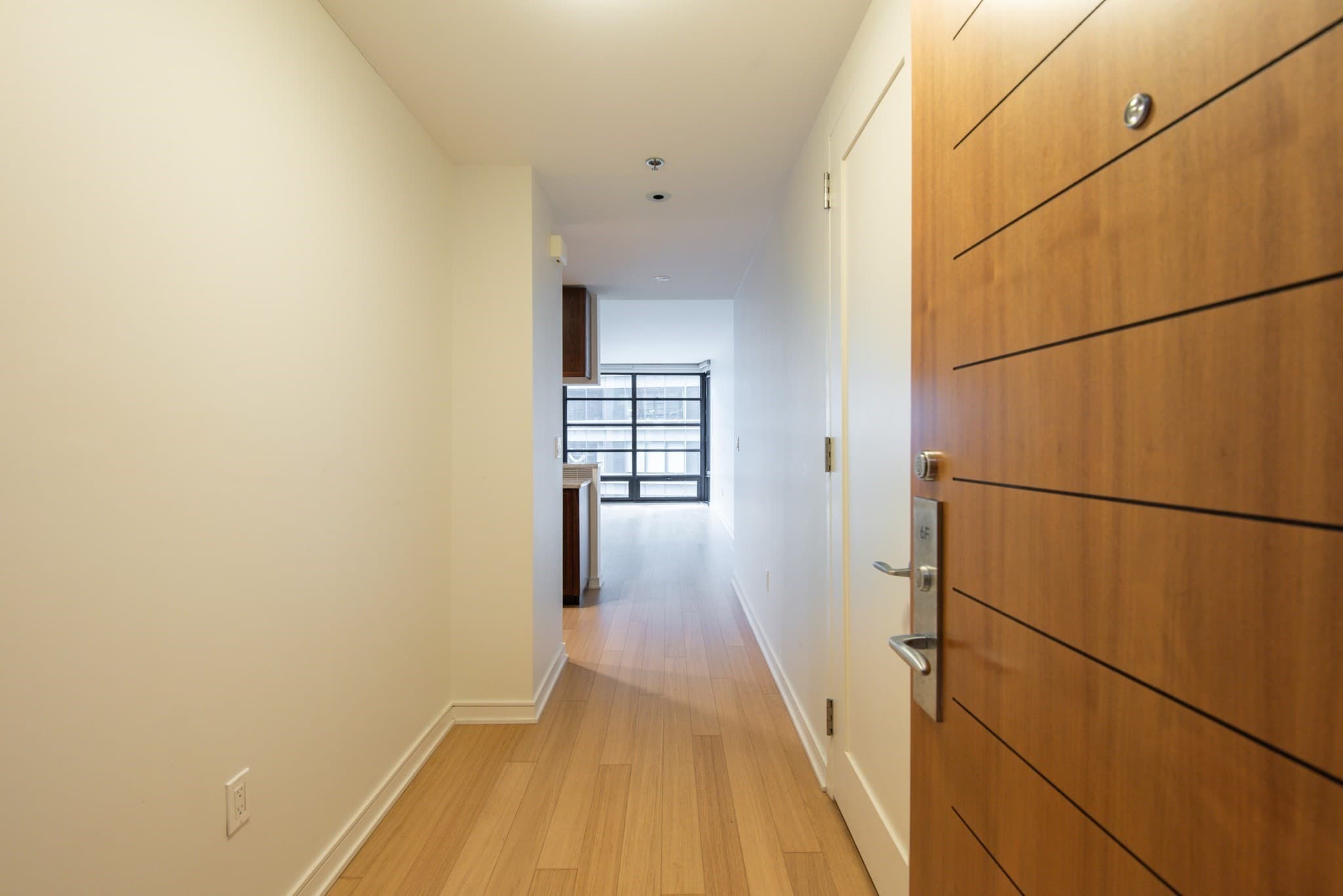 Condominium at 580 Washington St # 6F, Boston MA 02111, photo 4 of 37