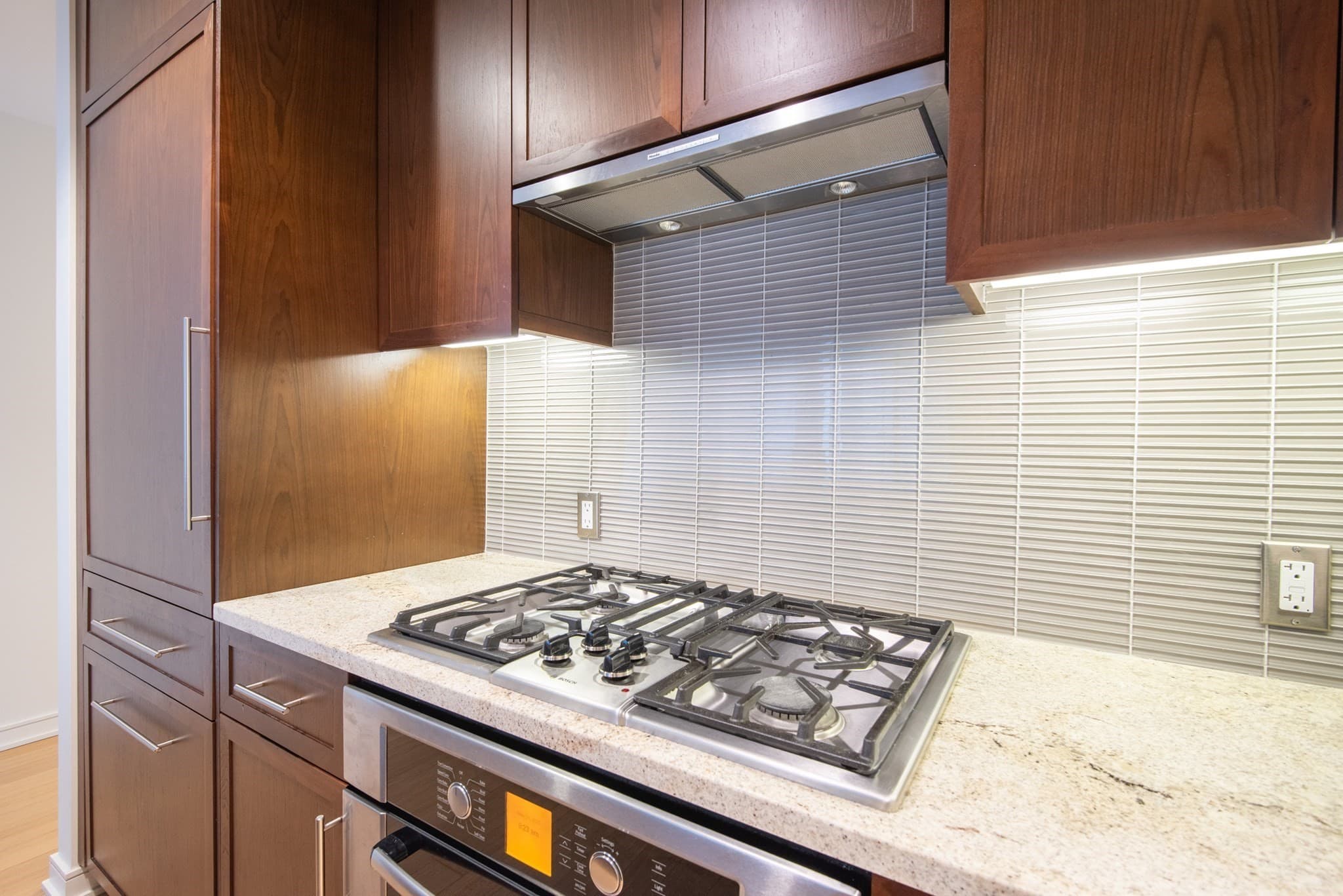 Condominium at 580 Washington St # 6F, Boston MA 02111, photo 8 of 37