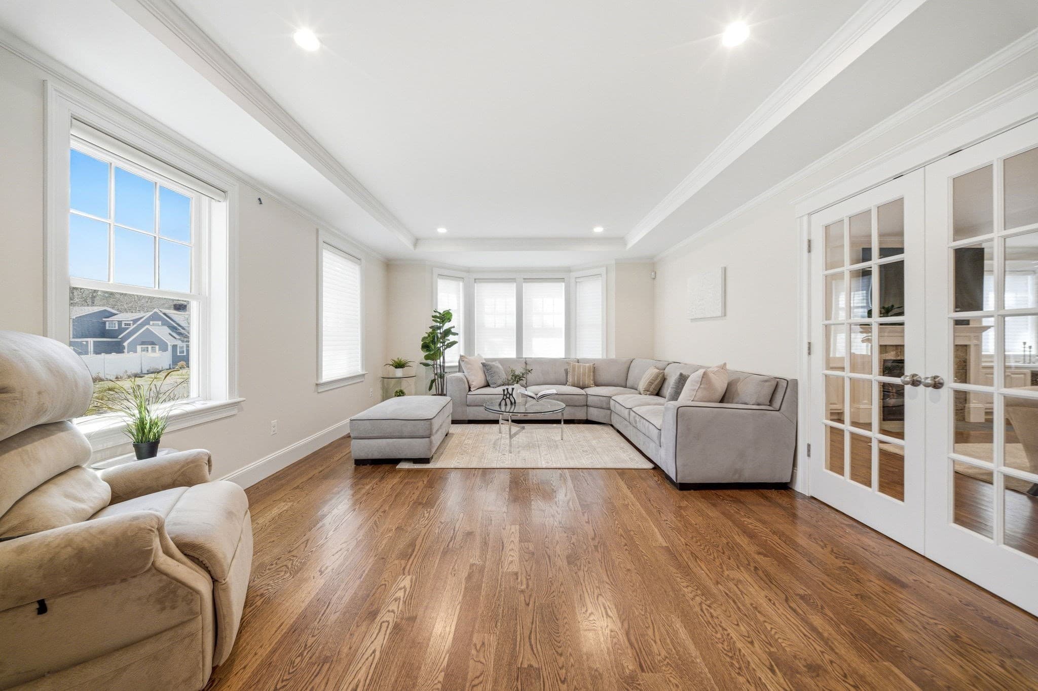 Single Family Residence at 35 Marshall Rd, Wellesley MA 02482, photo 5 of 42