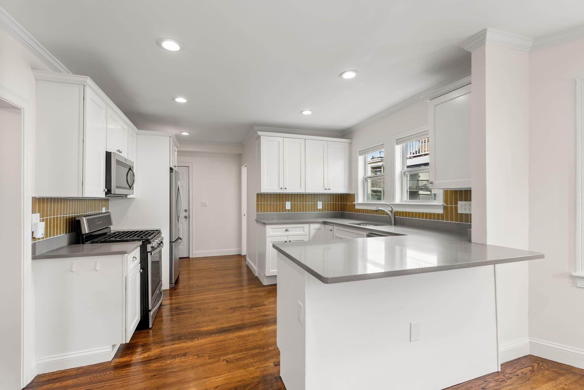 Condominium at 25 Granfield Ave # 2, Boston MA 02131, Boston, photo 13 of 41