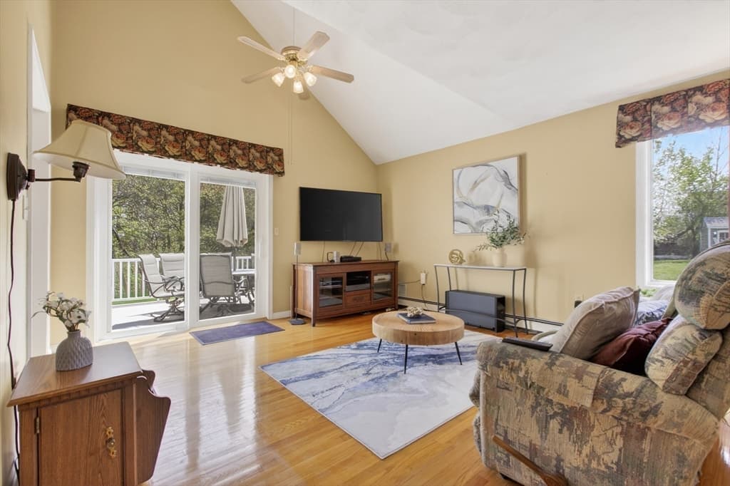 Single Family Residence at 43 Hampshire Road, Peabody MA 01960, Peabody, photo 13 of 41