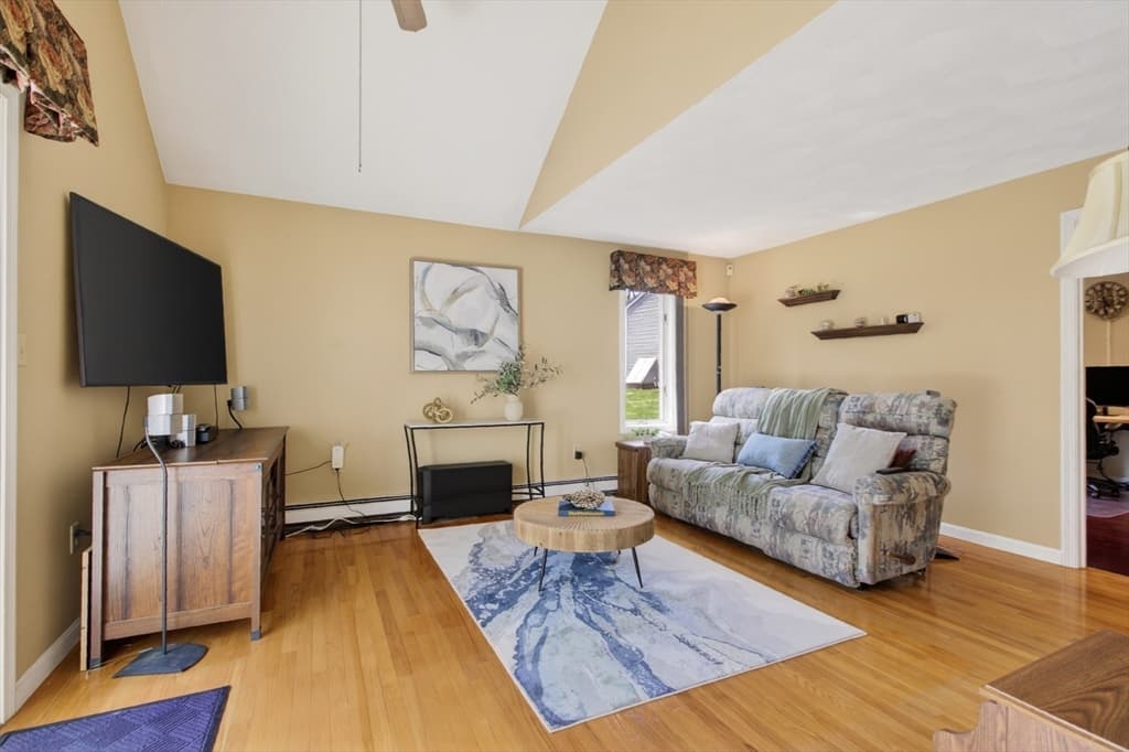 Single Family Residence at 43 Hampshire Road, Peabody MA 01960, Peabody, photo 14 of 41