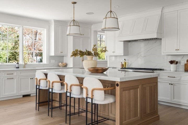 Single Family Residence at 23 Manor Dr, Sandwich MA 02537, Sandwich, photo 6 of 18