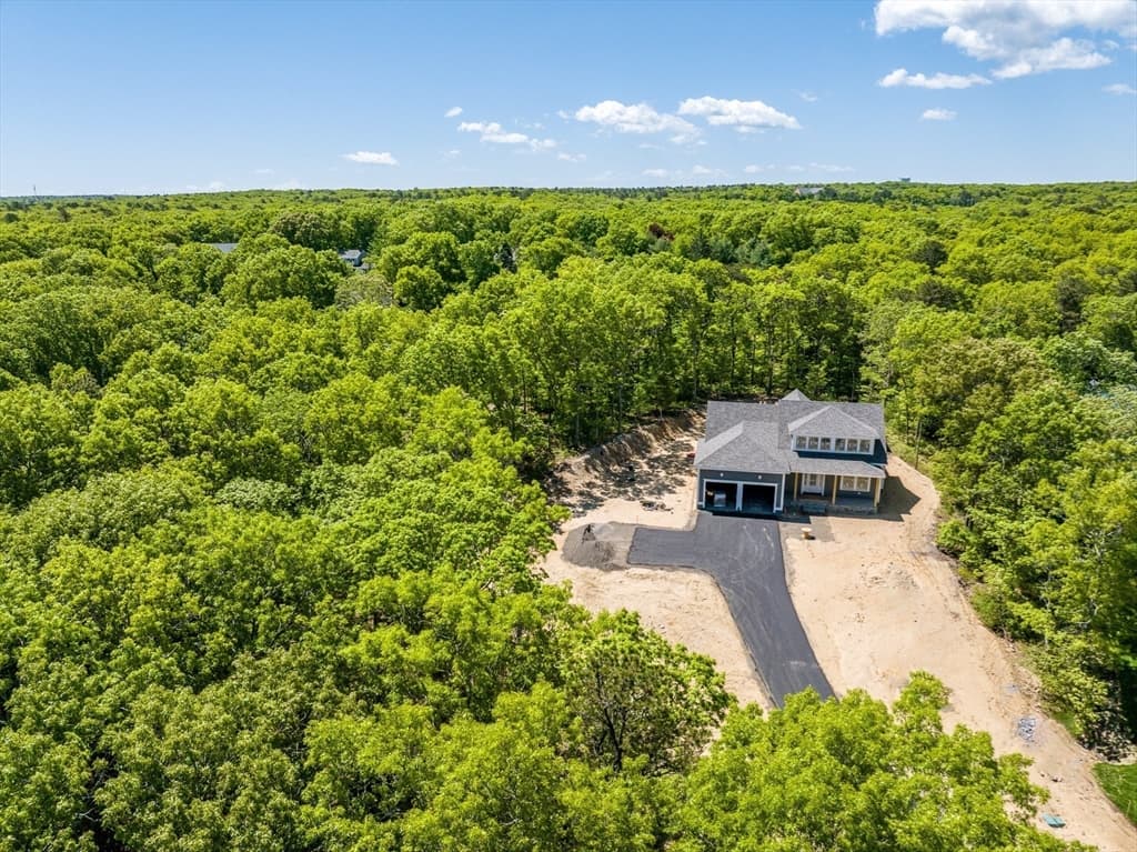 Single Family Residence at 23 Manor Dr, Sandwich MA 02537, Sandwich, photo 4 of 18