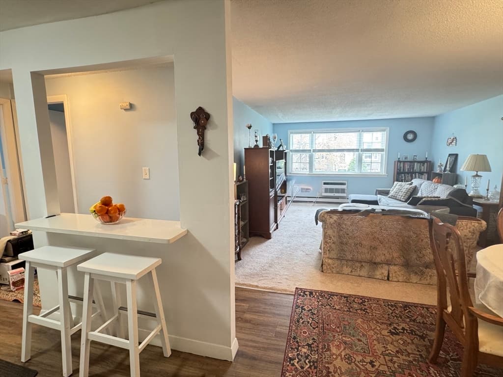 Condominium at 180 Main St # 1202, Bridgewater MA 02324, Bridgewater, photo 2 of 31