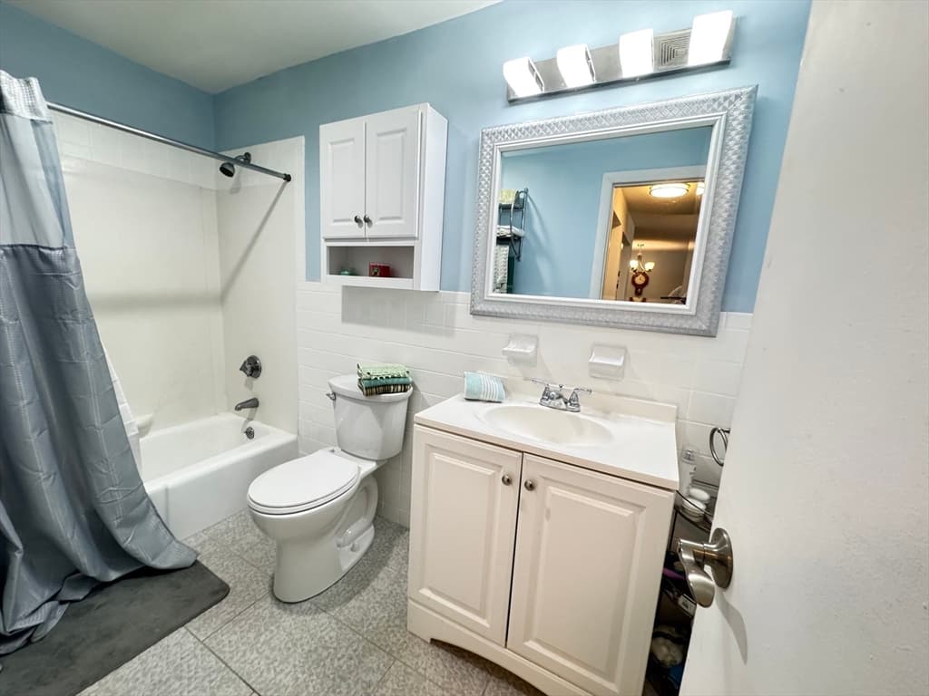Condominium at 180 Main St # 1202, Bridgewater MA 02324, Bridgewater, photo 12 of 31