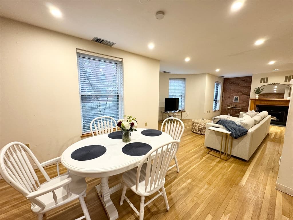 Condominium at 96 Gainsborough Street # 103W, Boston MA 02115, photo 2 of 10