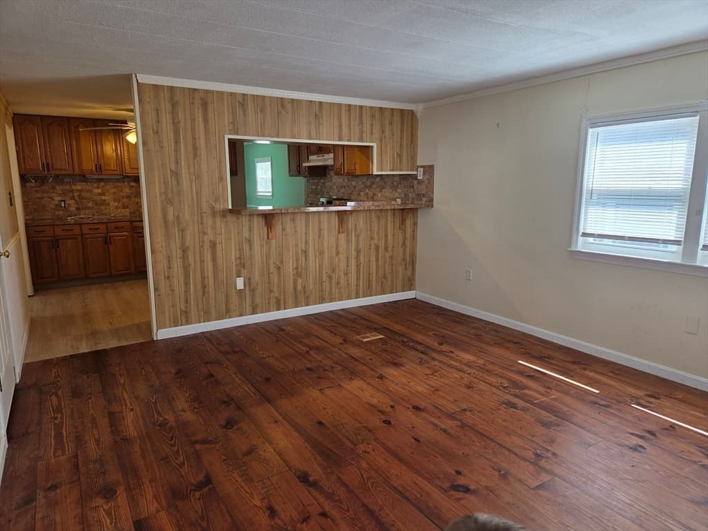 84 Tavitian Blvd, Marlborough MA 01752 photo 7