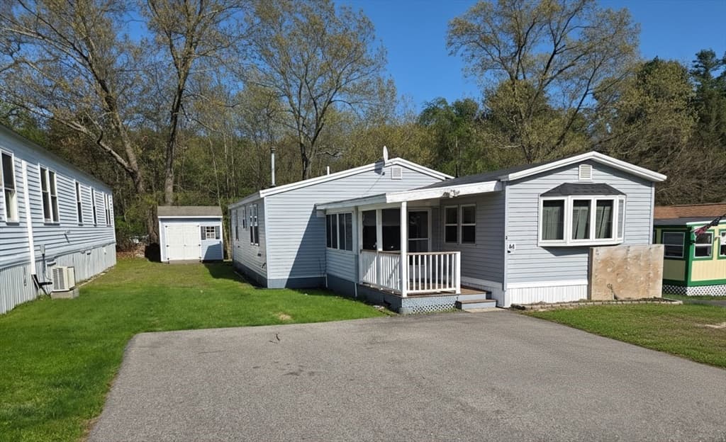 84 Tavitian Blvd, Marlborough MA 01752