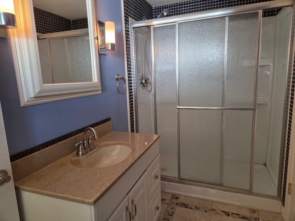 84 Tavitian Blvd, Marlborough MA 01752 photo 14