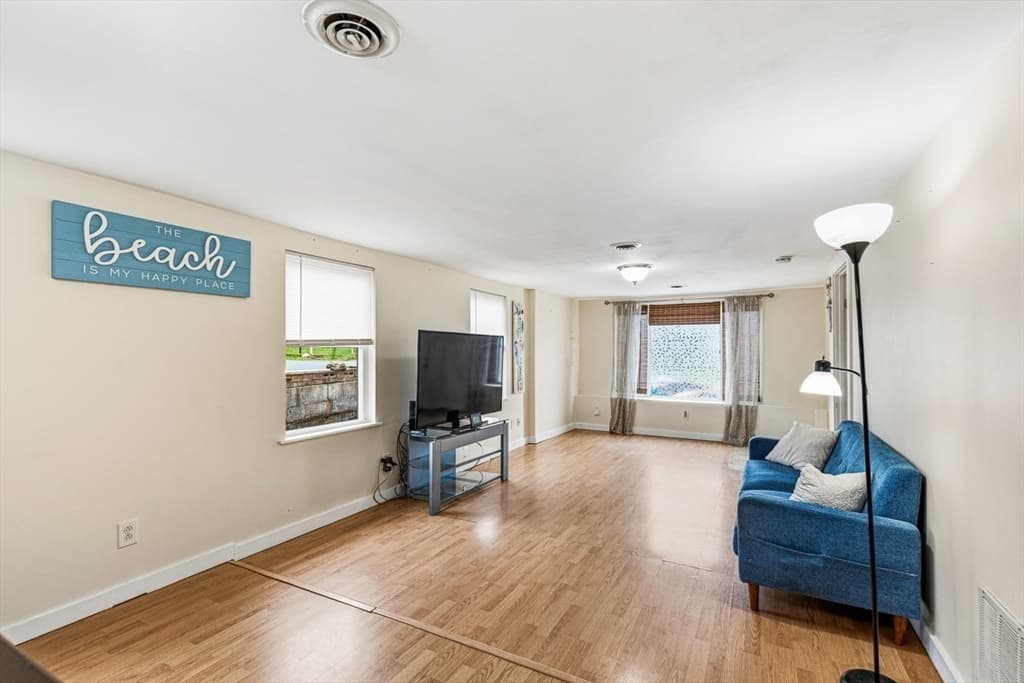 Single Family Residence at 126 Ocean View Ave, Swansea MA 02777, photo 7 of 35