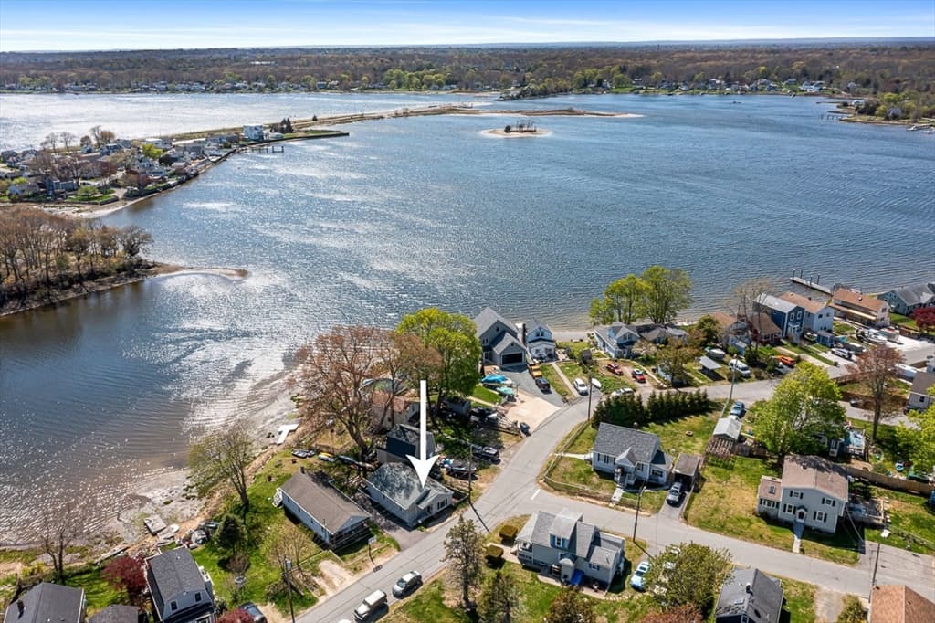 Single Family Residence at 126 Ocean View Ave, Swansea MA 02777, photo 32 of 35