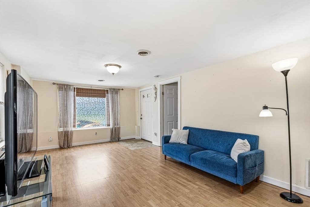 Single Family Residence at 126 Ocean View Ave, Swansea MA 02777, photo 5 of 35