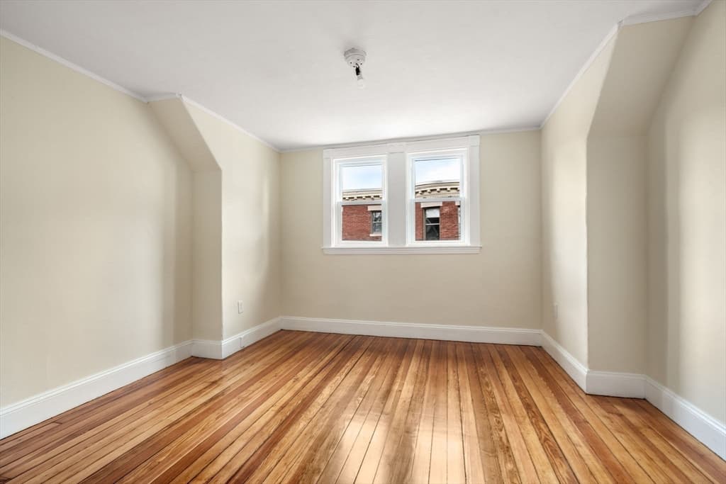 Multi Family at 10 Royal St, Boston MA 02134, photo 18 of 37