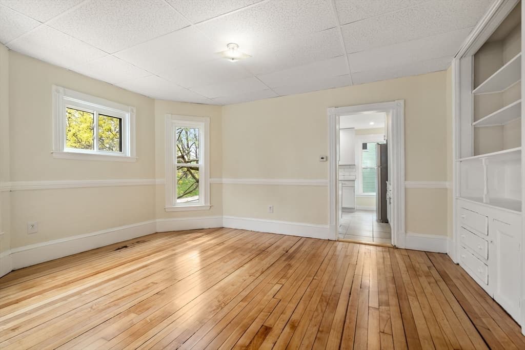 Multi Family at 10 Royal St, Boston MA 02134, photo 31 of 37
