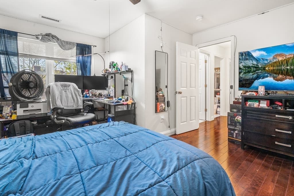 Condex at 7 Mount Vernon St # 7, Haverhill MA 01830, photo 18 of 25