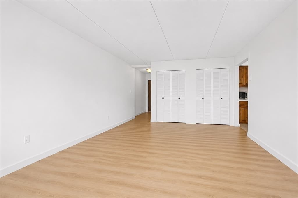 Condominium at 49 Melrose St # 4B, Melrose MA 02176, Melrose, photo 7 of 33