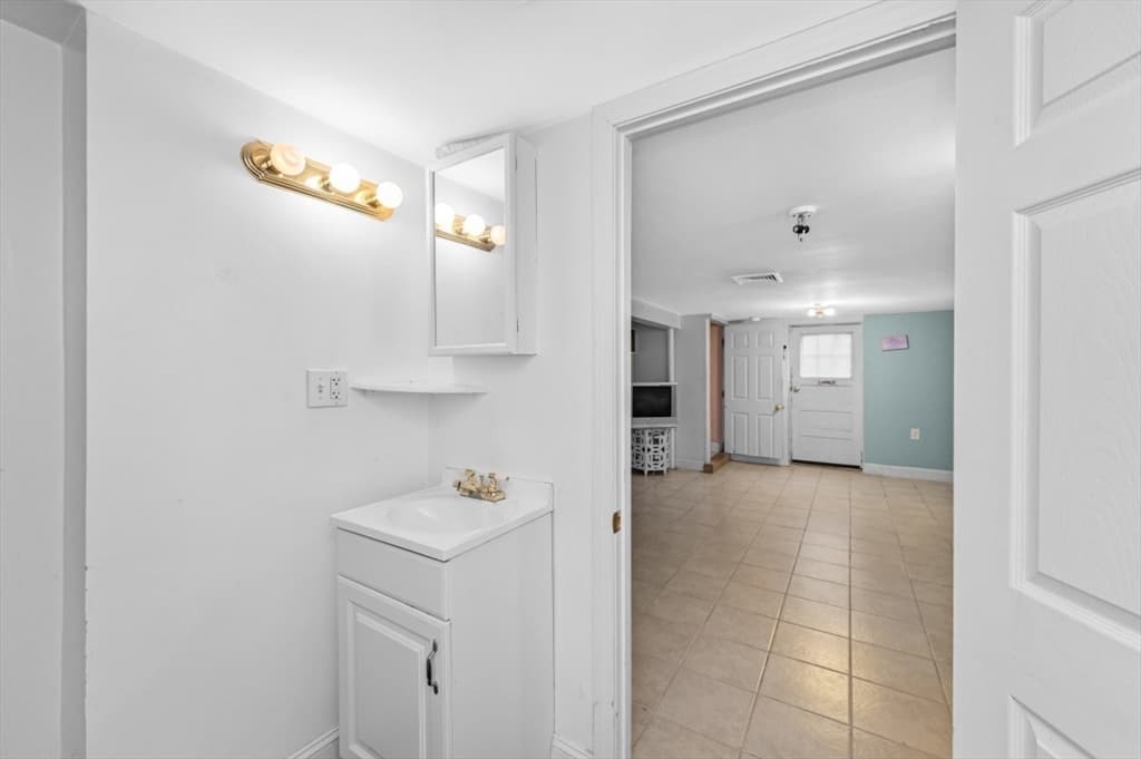 Single Family Residence at 15 Murray Hill Rd, Medford MA 02155, photo 25 of 30