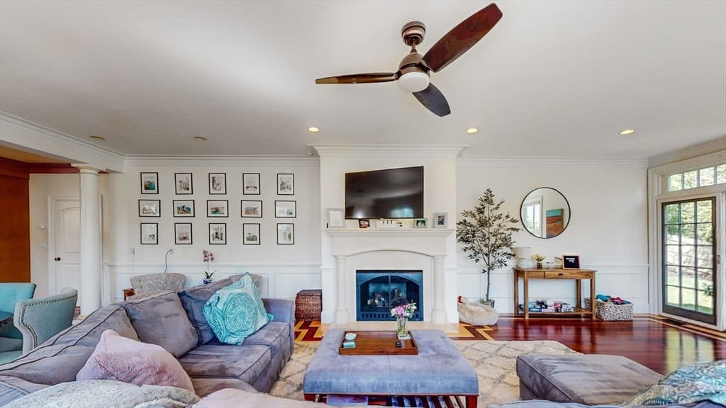 Single Family Residence at 32 Chesley Road, Newton MA 02459, Newton, photo 10 of 39