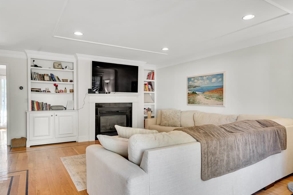 Condominium at 34 N Main St # 3, Natick MA 01760, Natick, photo 2 of 42