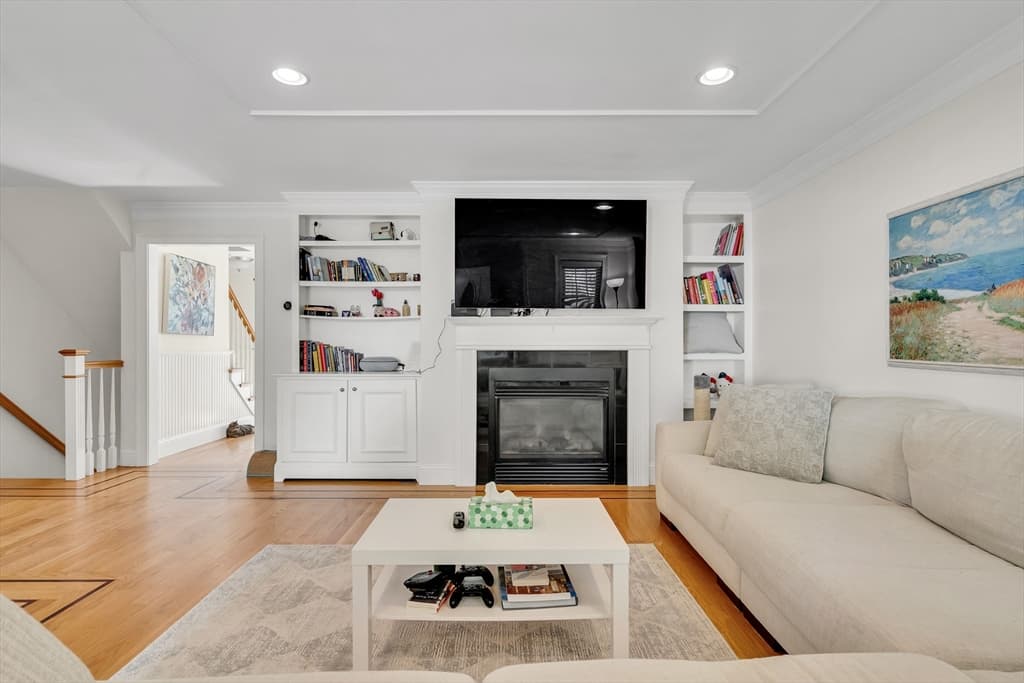 Condominium at 34 N Main St # 3, Natick MA 01760, Natick, photo 3 of 42