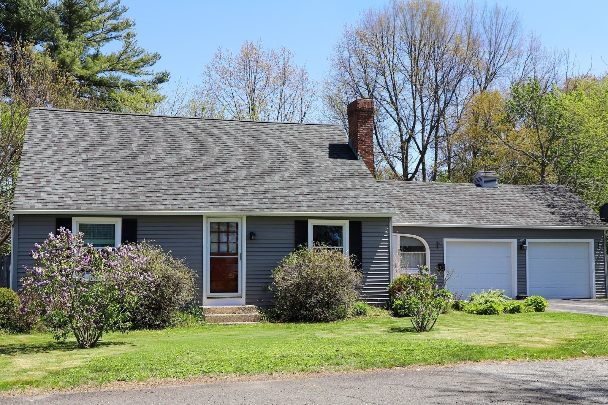 78 King Street, Ludlow MA 01056