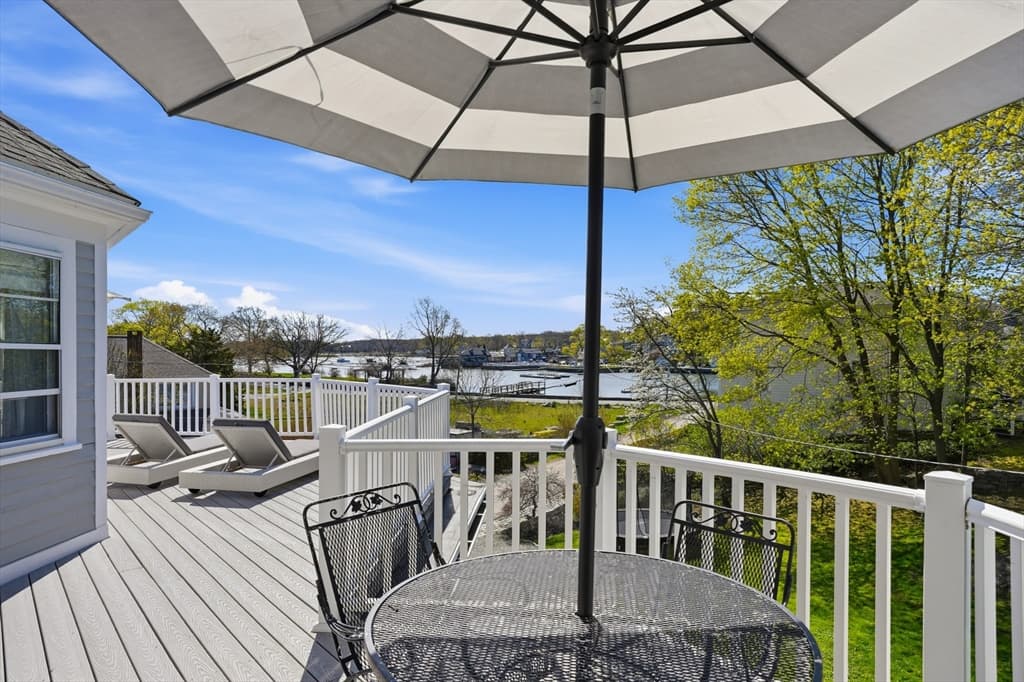 Single Family Residence at 14 Stockbridge St, Cohasset MA 02025, photo 15 of 20