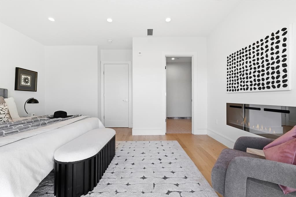 Condominium at 1001 Shirley # 2, Winthrop MA 02152, Winthrop, photo 28 of 39