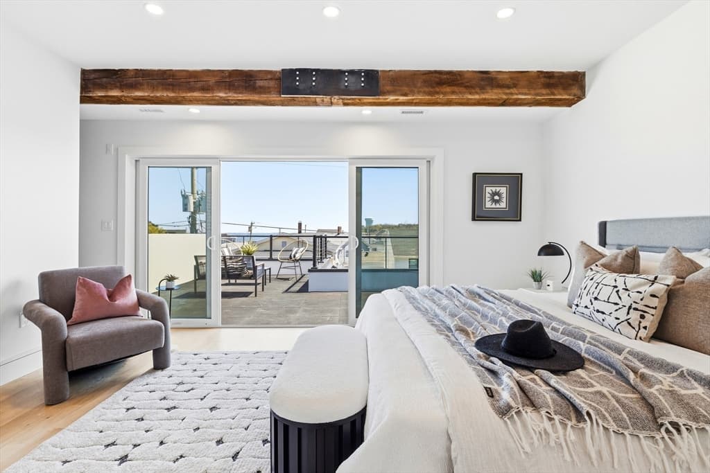 Condominium at 1001 Shirley # 2, Winthrop MA 02152, Winthrop, photo 25 of 39