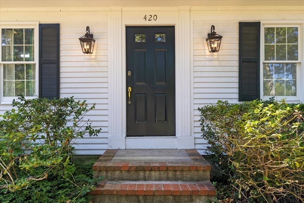 Single Family Residence at 420 Route 6a, Sandwich MA 02537, photo 7 of 42