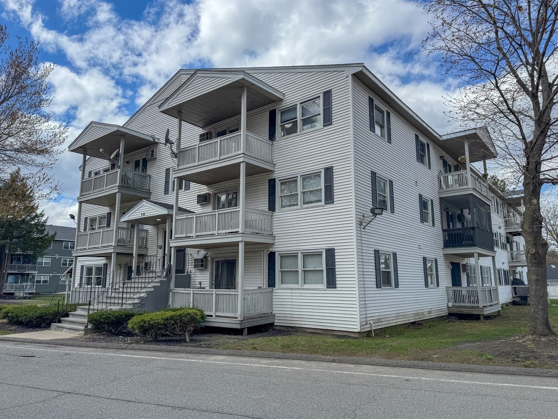 30 Abbey Rd # 108, Leominster MA 01453