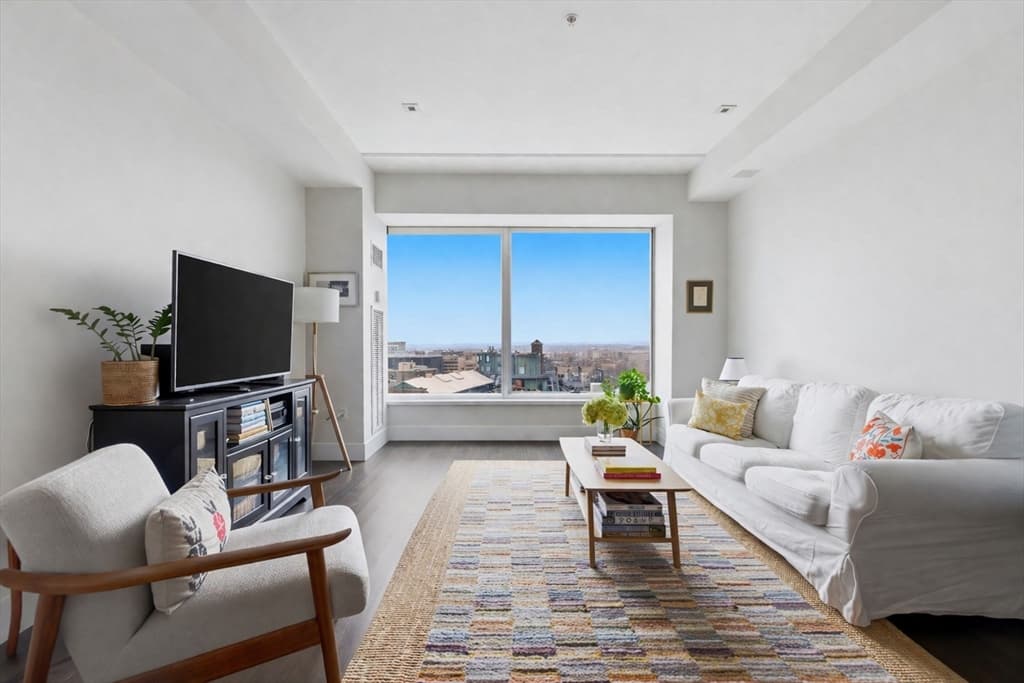 110 Stuart Street # 20A, Boston MA 02116
