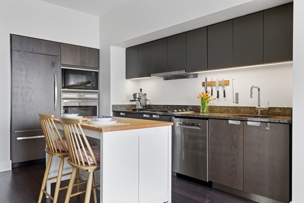 Condominium at 110 Stuart Street # 20A, Boston MA 02116, photo 5 of 18