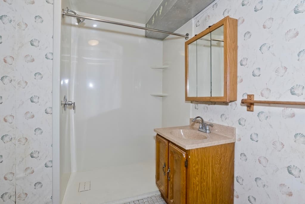 185 East St, Springfield MA 01104 photo 21