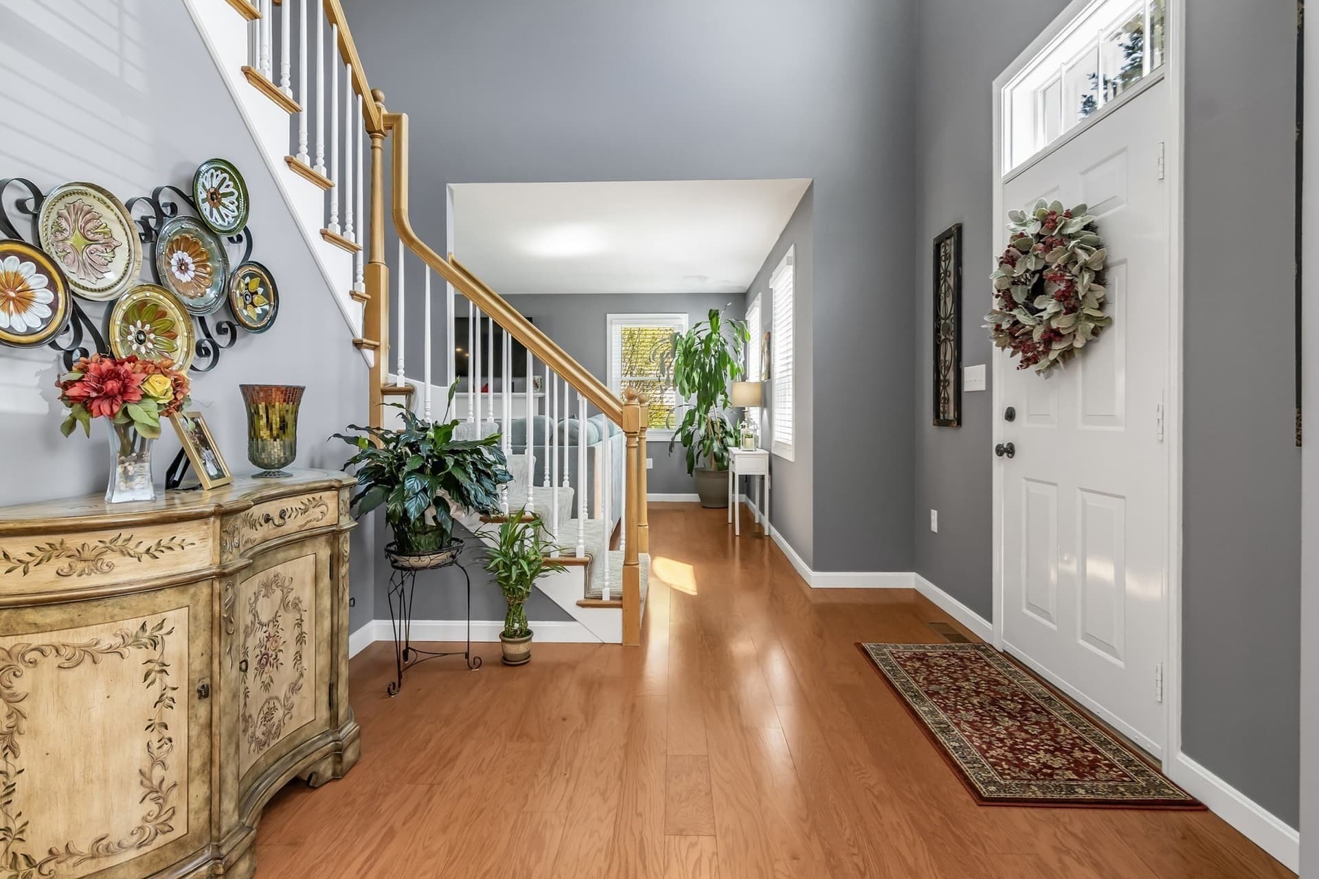 Single Family Residence at 15 Beechwood Dr, Haverhill MA 01832, photo 6 of 41