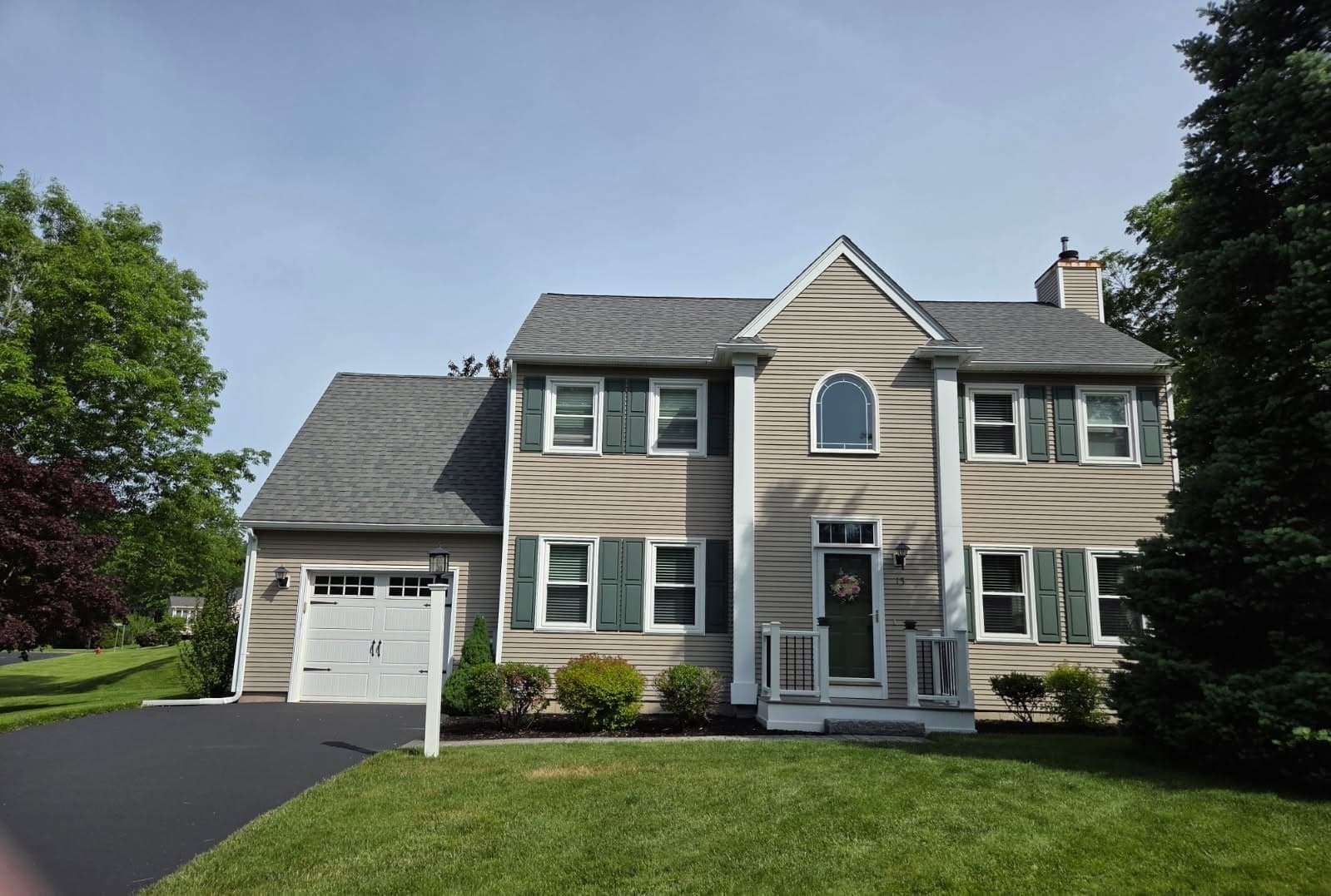 Single Family Residence at 15 Beechwood Dr, Haverhill MA 01832, Haverhill, photo 3 of 41