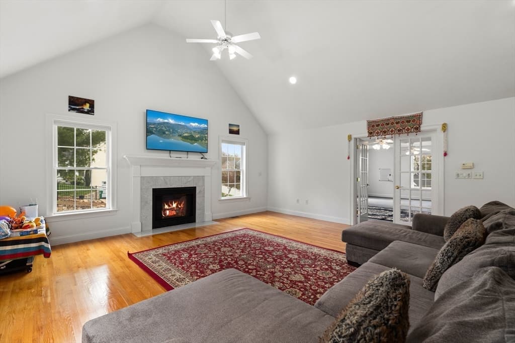 Single Family Residence at 253 Shining Rock Dr, Northbridge MA 01534, Northbridge, photo 3 of 33