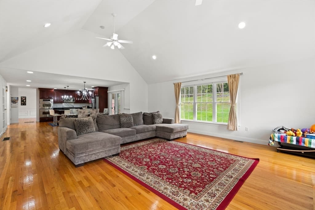 Single Family Residence at 253 Shining Rock Dr, Northbridge MA 01534, Northbridge, photo 5 of 33